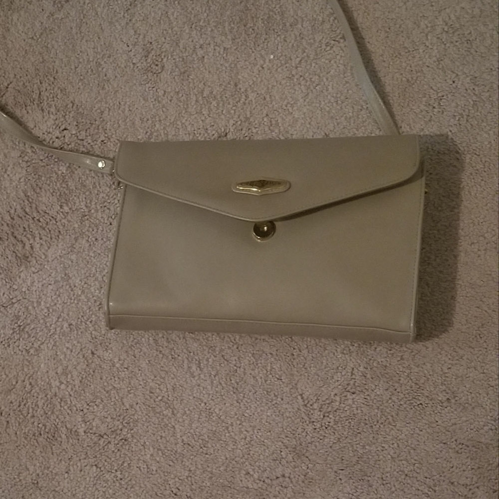 CROSSBODY purse